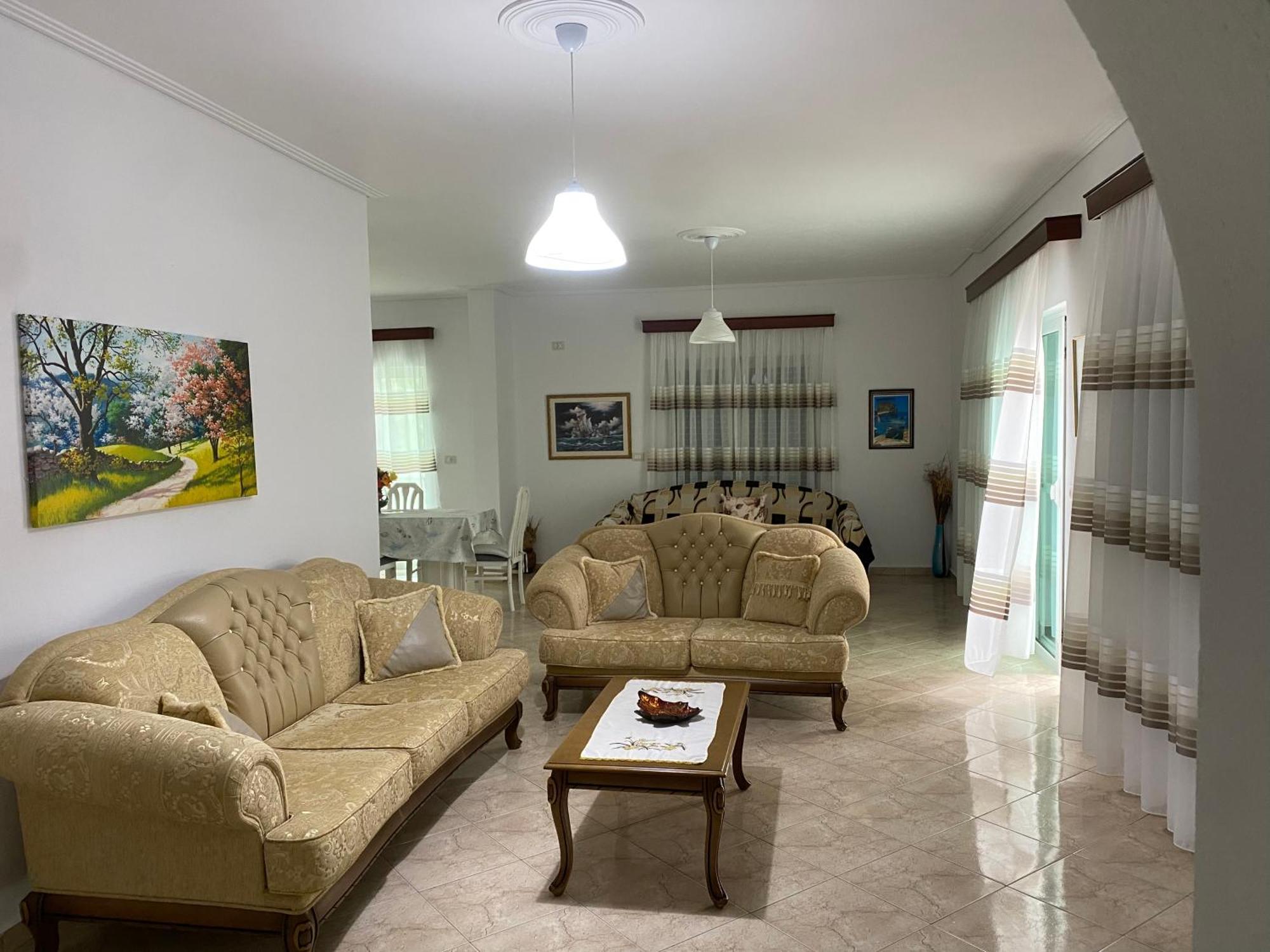 Hotel Vila Kafe Люкове Екстер'єр фото