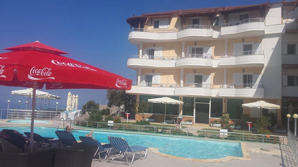 Hotel Vila Kafe Люкове Екстер'єр фото